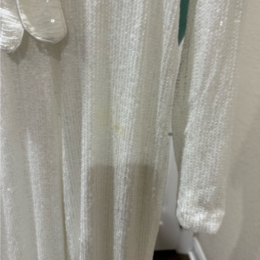 Lulu's White V-Neck Jumpsuit with Flared Legs size S sequent - Picture 8 of 10